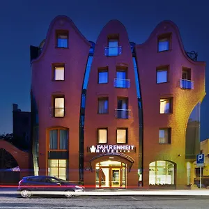 3* Hotel Fahrenheit